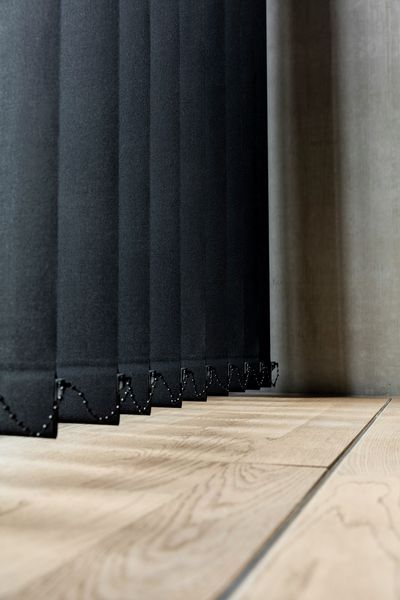 Vertikal-Lamellen, SG 2960, Colorama 2, Office, Bern, Switzerland