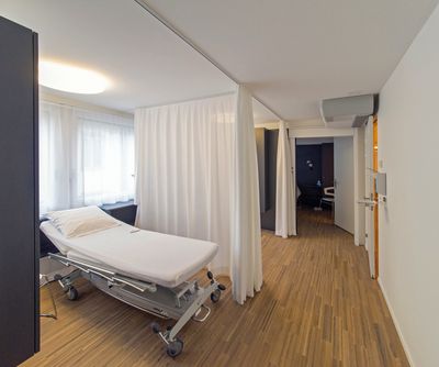 Vorhang-Systeme, Colorama 1 Bioactive, Doctor's Office, Biel, Switzerland