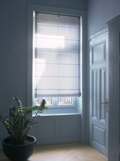 Raffrollo-Systeme, SG 2120, Colorama 1, Room shot "weisses Schloss", Switzerland