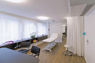Vorhang-Systeme, Colorama 1 Bioactive, Doctor's Office, Biel, Switzerland