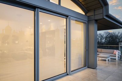 Rollo-Systeme, SG 4970, Multiscreen 1-10%, The Crescent, Edinburgh, Scotland, UK