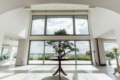 Rollo-Systeme, SG 4880, Multiscreen 1-10%, Room shot "Harbourside Park", Poole, Dorset, United Kingdom