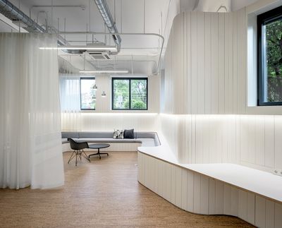Vorhang-Systeme, SG 6970, Colorama 2, Mediabrands Headquarters, Madrid, Spain