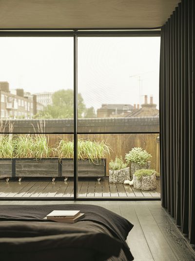 Vorhang-Systeme, SG 6870, Basicscreen 1-10%, Bethnal Green, London, United Kingdom, black