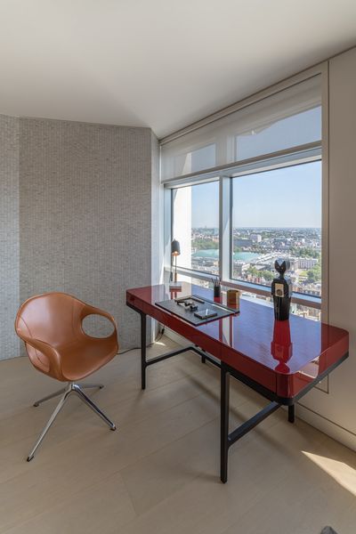 Rollo-Systeme, SG 4960, Multiscreen 1-10%, Centre Point, London, United Kingdom, Recess