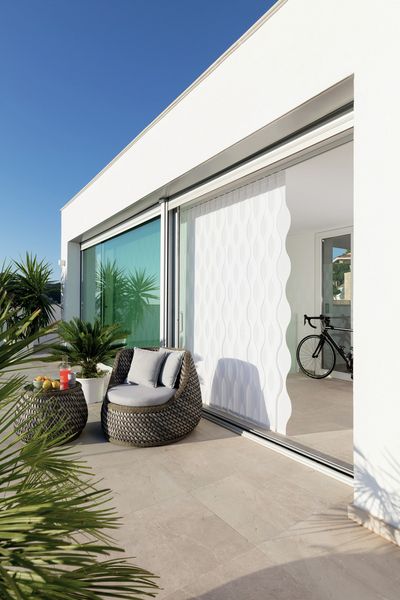 Vertikal-Lamellen, SG 2950, Multi Visio, Casa Violi, Mallorca, Spain, Vertical Waves