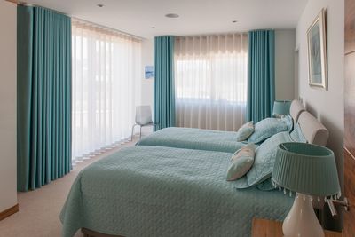 Vorhang-Systeme, SG 5600, Someo, Room shot "The Point", Broadstairs, United Kingdom, Wave