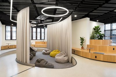 Vorhang-Systeme, SG 6100, Colorama 2 Multicolour, HUBB Biologiezentrum Universität Wien, Vienna, Austria